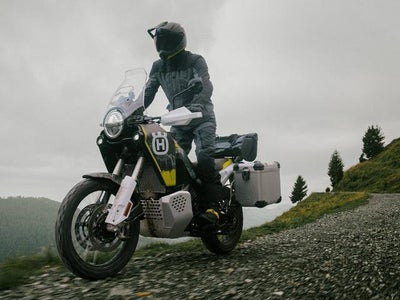 2025 Husqvarna Norden 901 Expedition Base