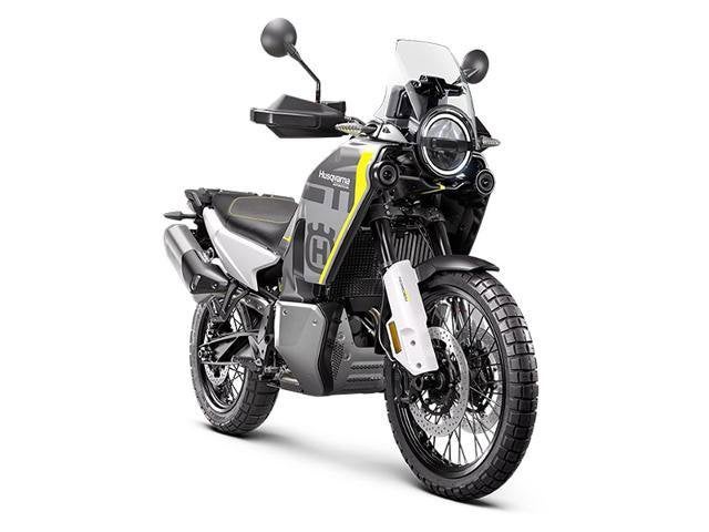 2025 Husqvarna Norden 901 Base