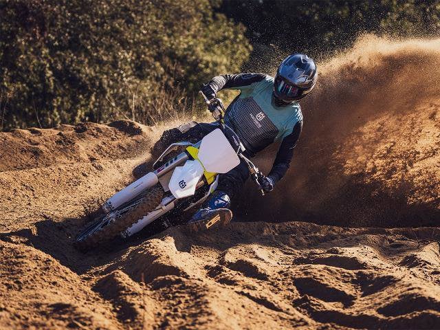 2025 Husqvarna FC 450 Base
