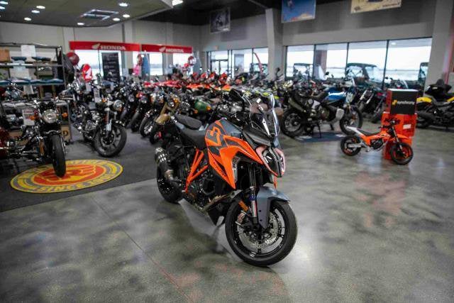 2024 Ktm 1290 Super Duke GT Base