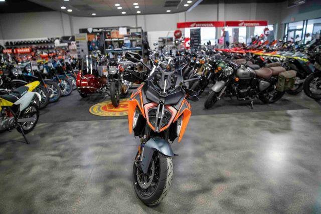 2024 Ktm 1290 Super Duke GT Base